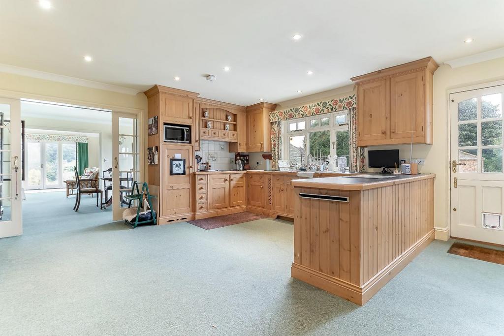 Kitchen.jpg