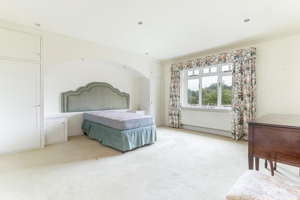 Bedroom 1 - A.jpg