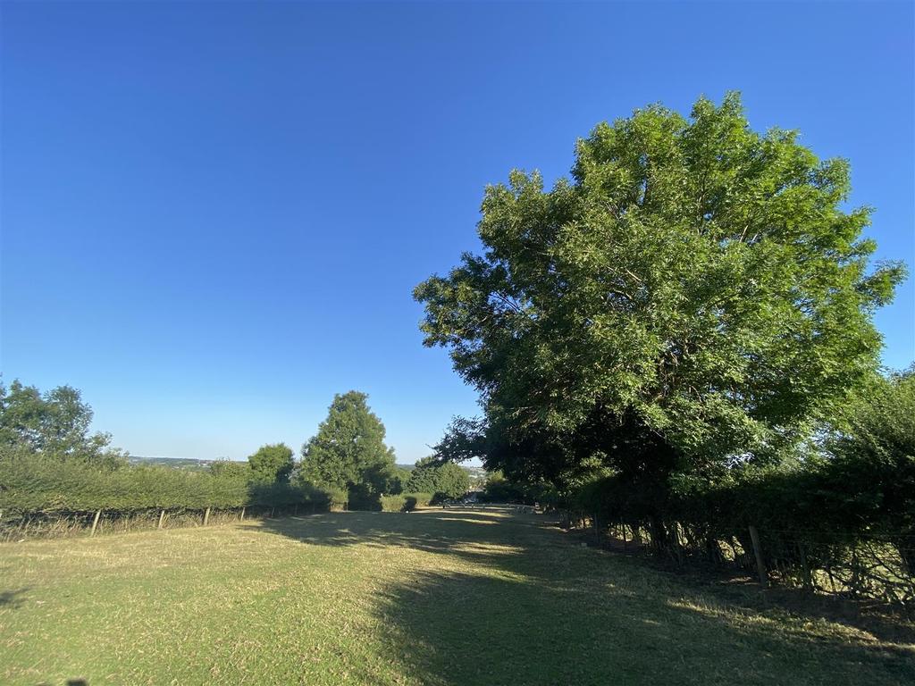 Croft Cottage, Upper Mayfield, Nr Ashbourne 5 bed detached house for