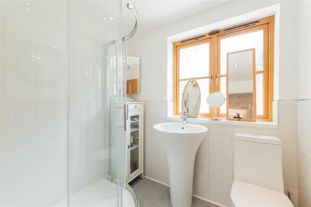 Family Shower Room