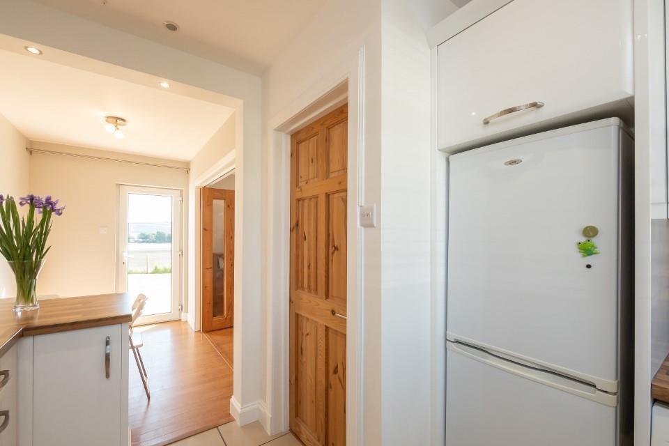 Kitchen/Dining Area