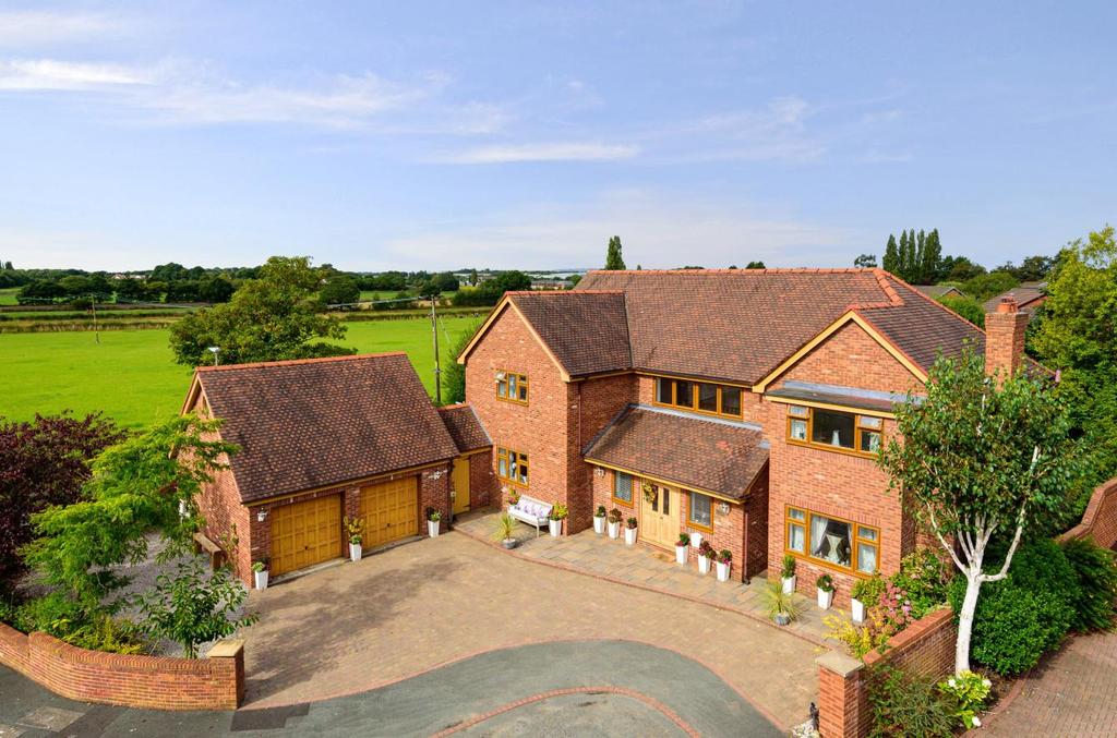 The Limes, Lowton, Warrington 4 bed detached house for sale £1,100,000