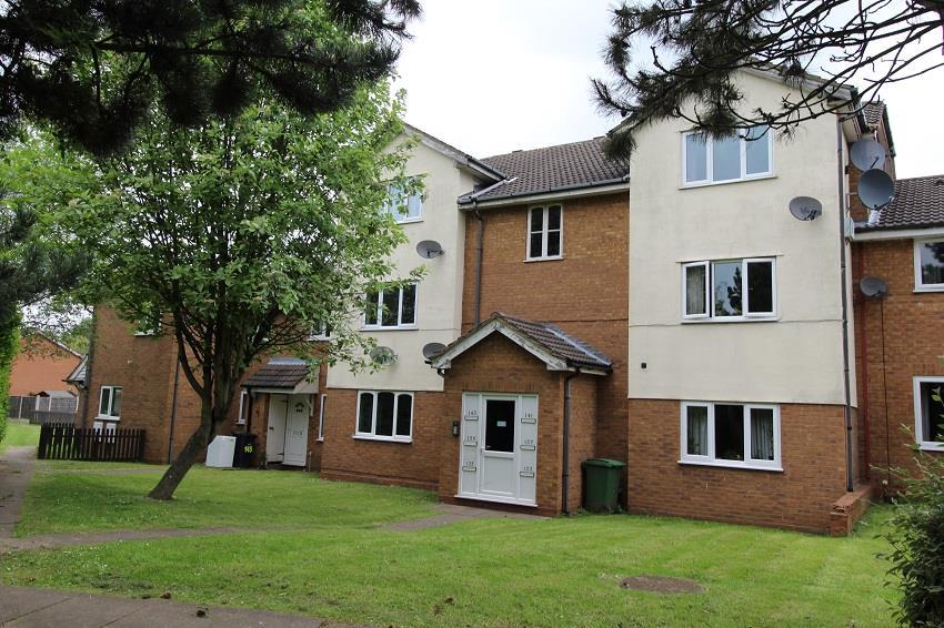 Foxdale Drive, Brierley Hill 2 bed flat £525 pcm (£121 pw)