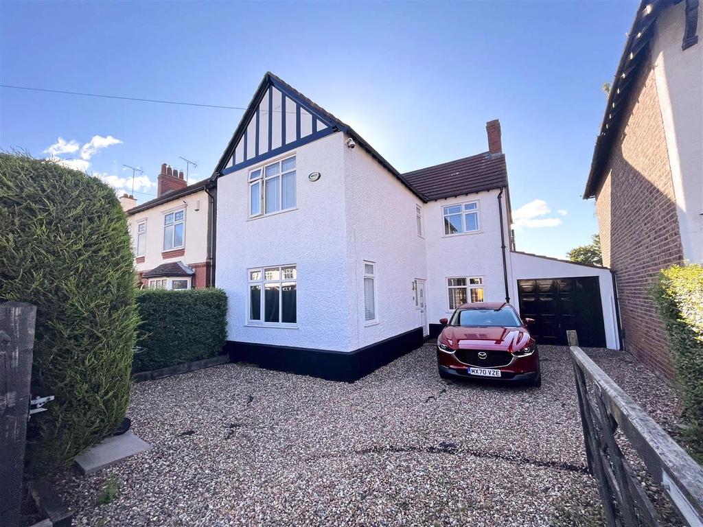 Broken Cross, Macclesfield 3 bed house £1,500 pcm (£346 pw)