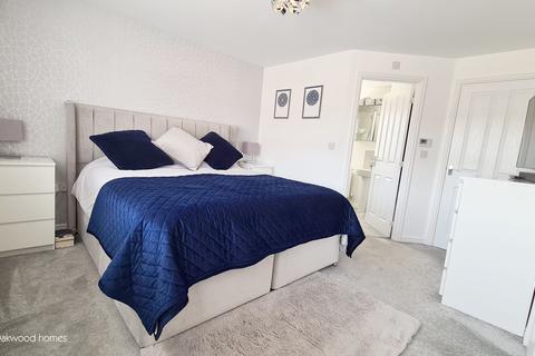4 bedroom detached house for sale - Richborough Close, Margate