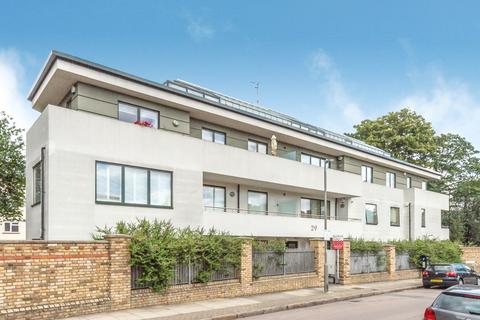 Flat 2, 29 Trinity Crescent, London, SW17 7AG