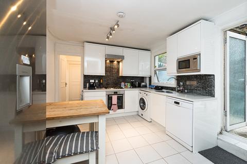 2 bedroom apartment for sale, Strathblaine Road, Battersea, London, SW11