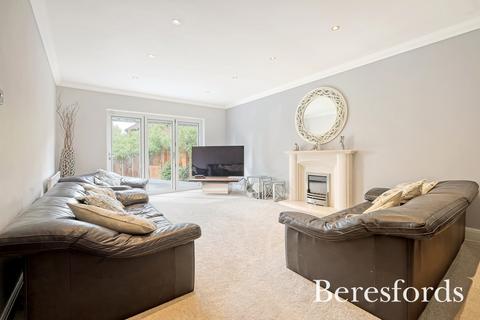 5 bedroom detached house for sale, Noak Hill Road, Basildon, SS15