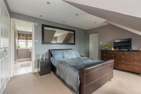29 Academy Place, Bathgate, EH48 1AS