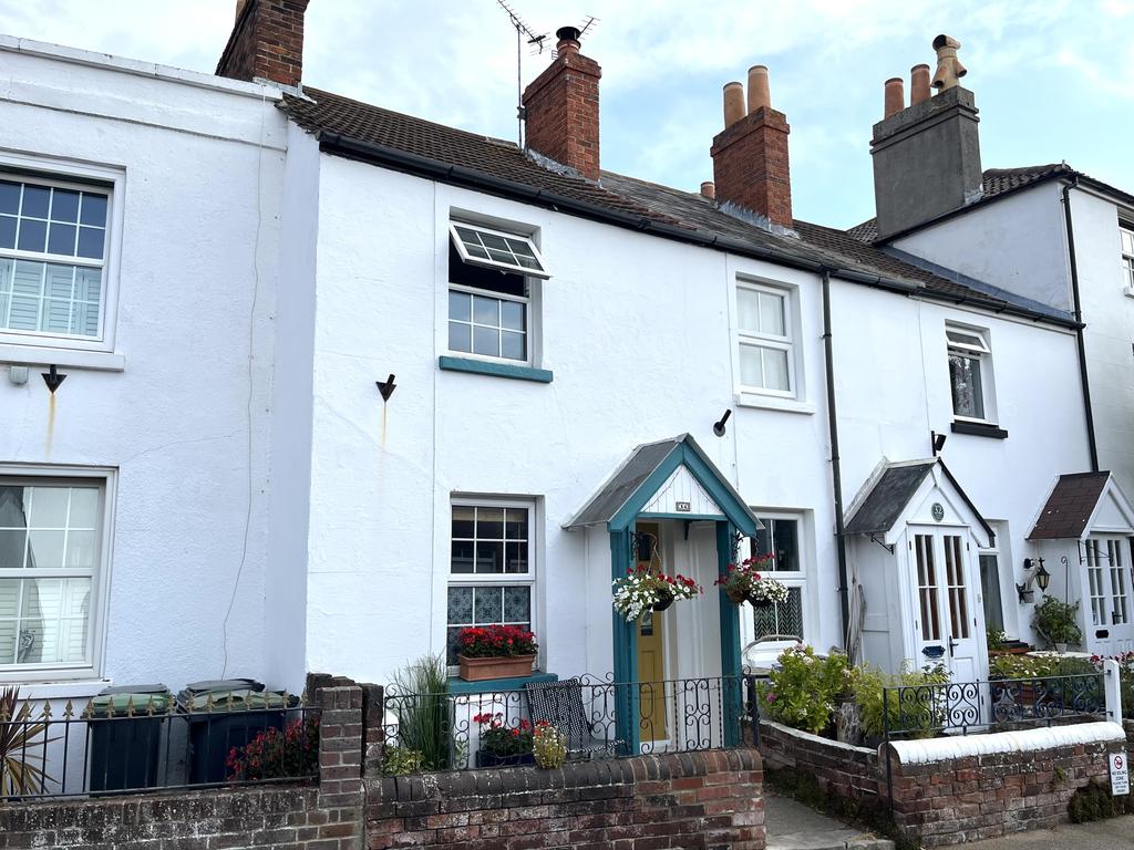 Village Road, Gosport PO12 2 bed terraced house for sale £299,950