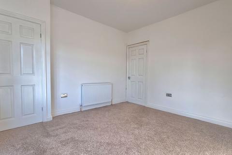 3 bedroom semi-detached house for sale - Stewartsfield, Rowlands Gill, Tyne and Wear, NE39 1PE