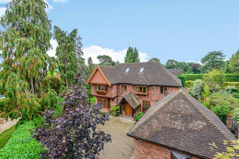 The Laurels Ridgway, Pyrford, Woking, GU22 8PW