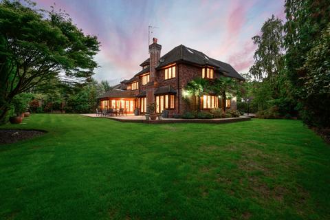 The Laurels Ridgway, Pyrford, Woking, GU22 8PW