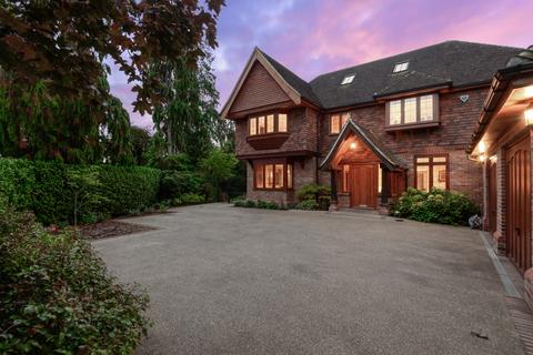 The Laurels Ridgway, Pyrford, Woking, GU22 8PW