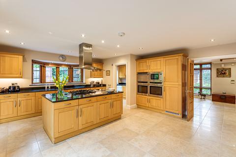 The Laurels Ridgway, Pyrford, Woking, GU22 8PW