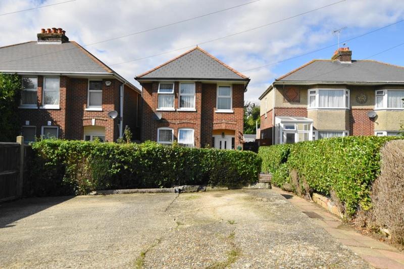 Oakdale Poole BH15 3ND 3 bed house £389,950
