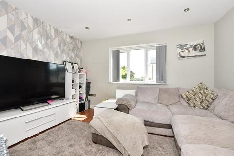 6 Bridle Mews, Ramsgate, CT12 5FR