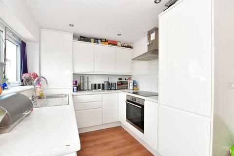 6 Bridle Mews, Ramsgate, CT12 5FR