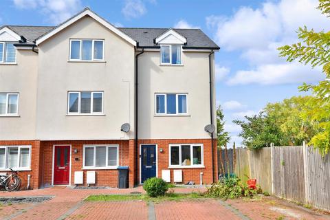 6 Bridle Mews, Ramsgate, CT12 5FR