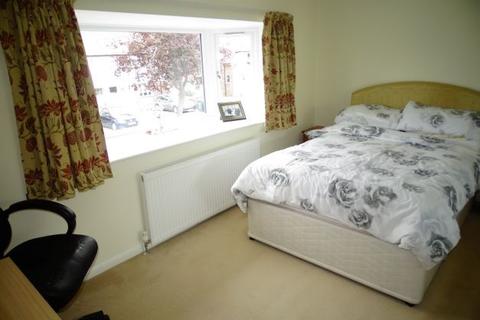 36 Sandringham Drive, Ashford, TW15 3JQ