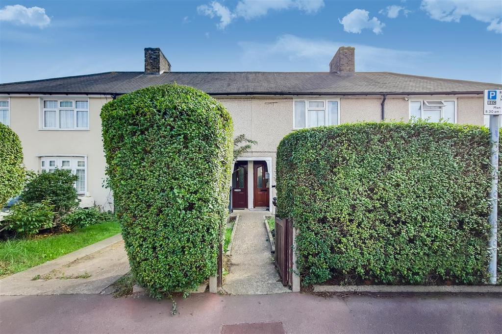 Rosedale Road, Dagenham, Essex 3 bed terraced house £400,000