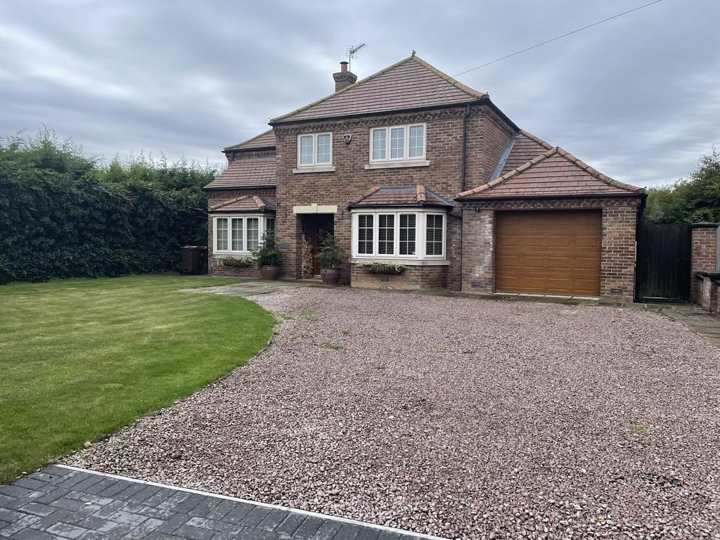 Pennytoft Lane, Pinchbeck 4 bed detached house £595,000