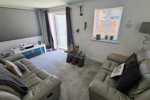 5 Bianca Close, Brackley, NN13 6GY