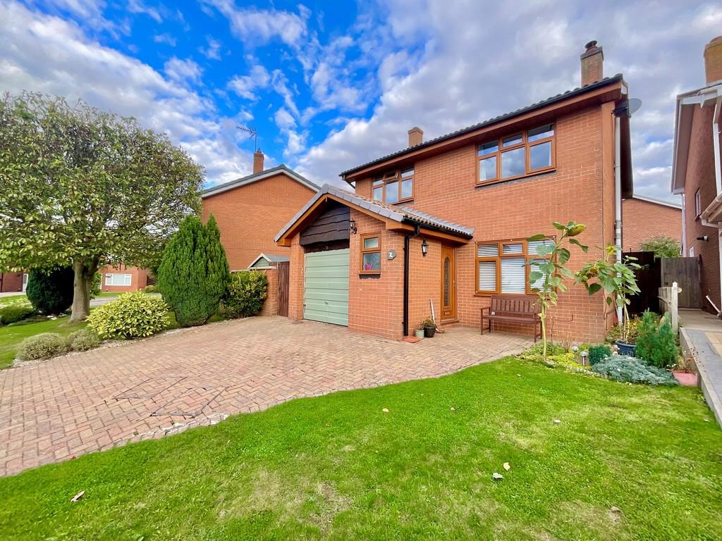 Greenway, Braunston, NN11 7JT 4 bed detached house £375,000