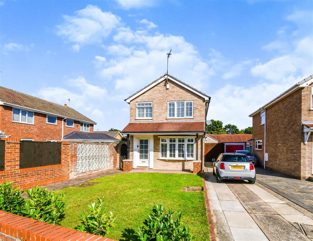 Maplewood Avenue, Hull 3 bed detached house £255,000