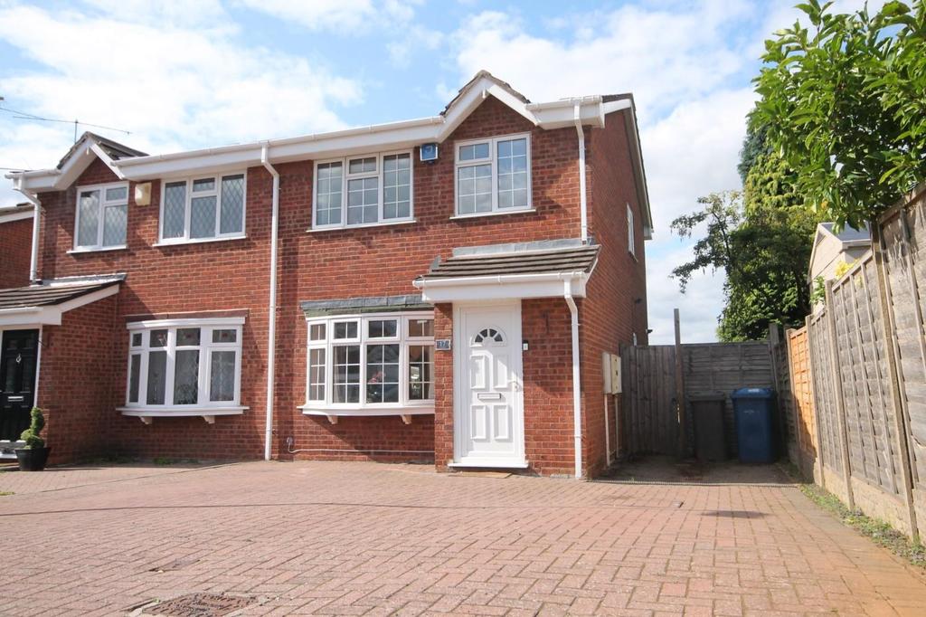 Cleasby, Wilnecote, Tamworth 3 bed house for sale £215,000