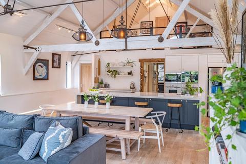5 bedroom barn conversion for sale - Forest Barn & Dairy, Forest Lane, High Ongar, ONGAR