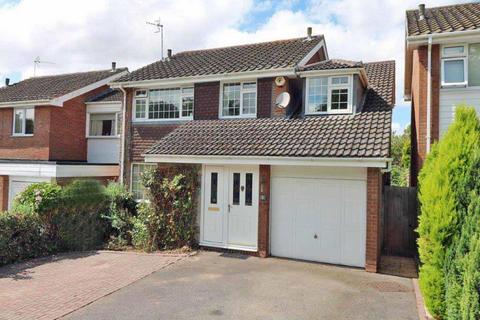 8 Castle Close, Warwick, CV34 4DB