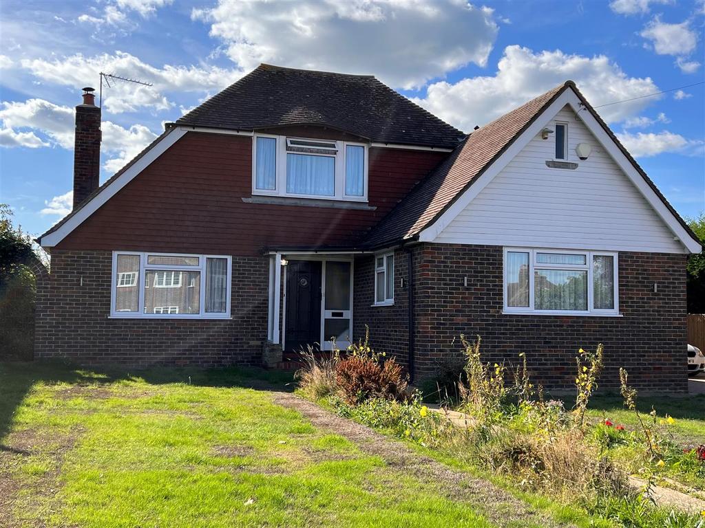 Pages Avenue, BexhillOnSea 3 bed chalet for sale £950,000