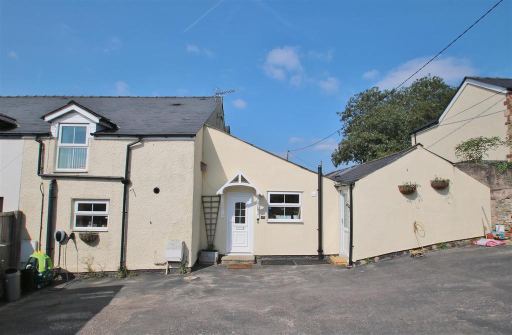 Pillowell Road, Whitecroft, Lydney 3 bed semidetached house £299,995