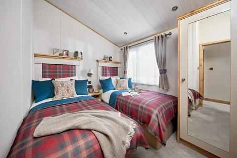 2 bedroom detached bungalow for sale - LAKESIDE LODGE -  South Lakeland Leisure Village - Borwick Lane, Dock Acres, Carnforth