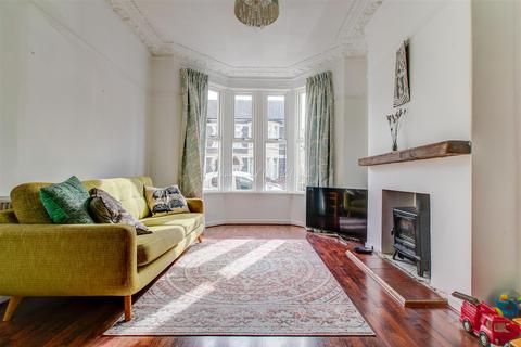 76 Beda Road, Cardiff, CF5 1LY