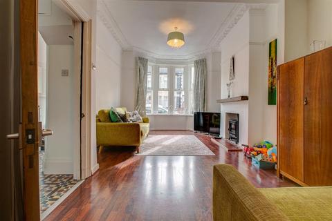 76 Beda Road, Cardiff, CF5 1LY