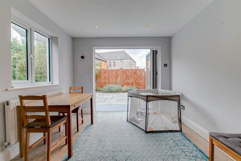 76 Beda Road, Cardiff, CF5 1LY
