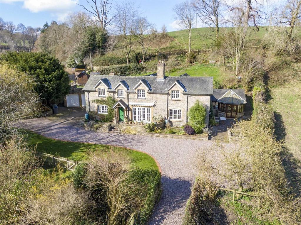 Pant Glas, Oswestry 5 bed detached house for sale £725,000