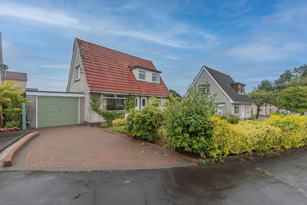 Claremont, Alloa 3 bed detached house £209,995