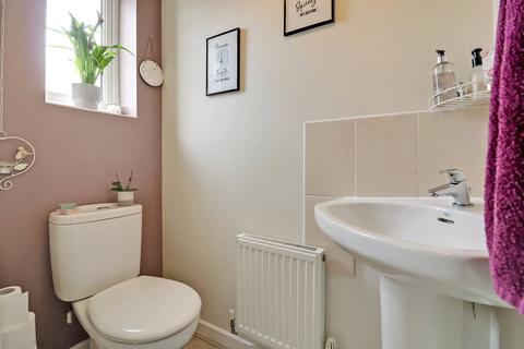 43 Morse Road, Norton Fitzwarren, Taunton, TA2 6BU