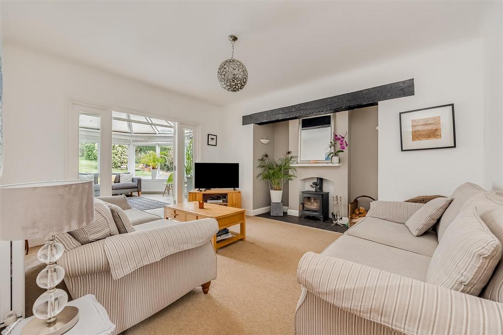 Holly Lane East, Banstead 4 bed detached house £1,175,000