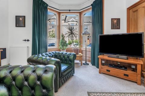 66 Cornhill Terrace, Edinburgh, EH6 8EL