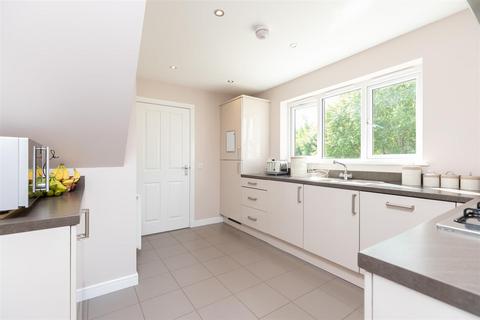 51 Frances Gordon Road, Perth, PH2 8EW