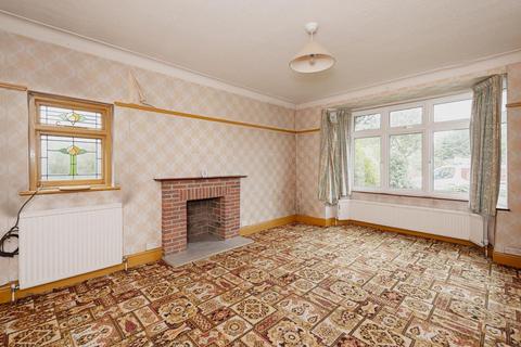 2 Elm Grove, Epsom, KT18 7LZ