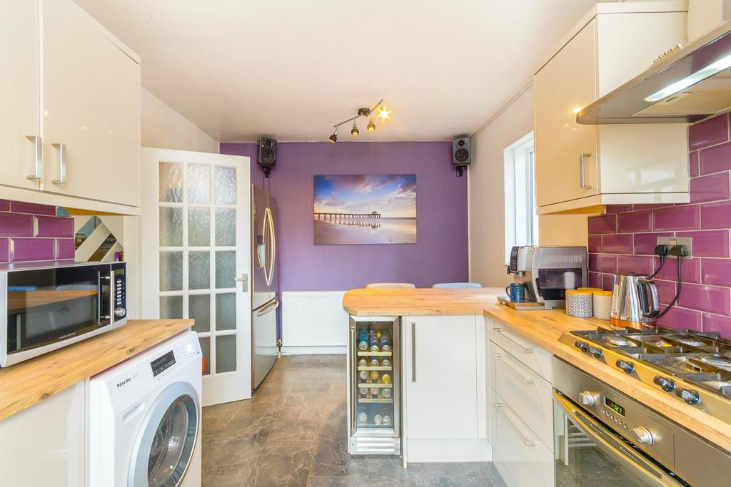 ENEDREBMIT01 - Kitchen A.jpg
