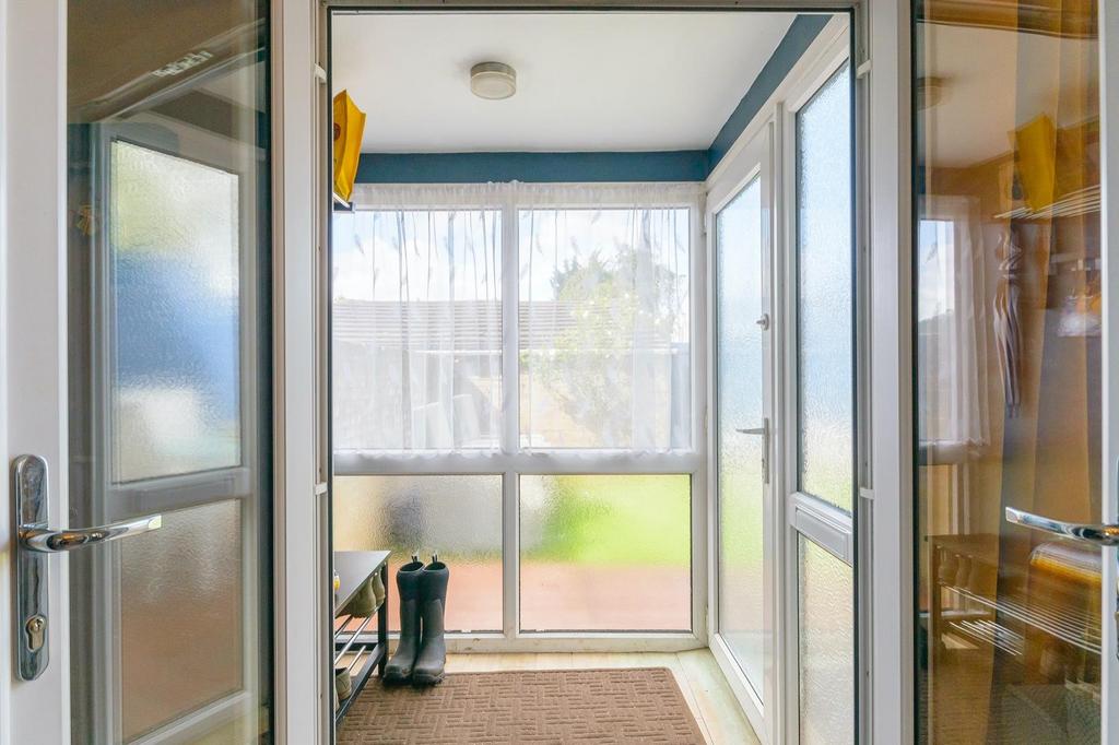ENEDREBMIT01 - Porch B.jpg