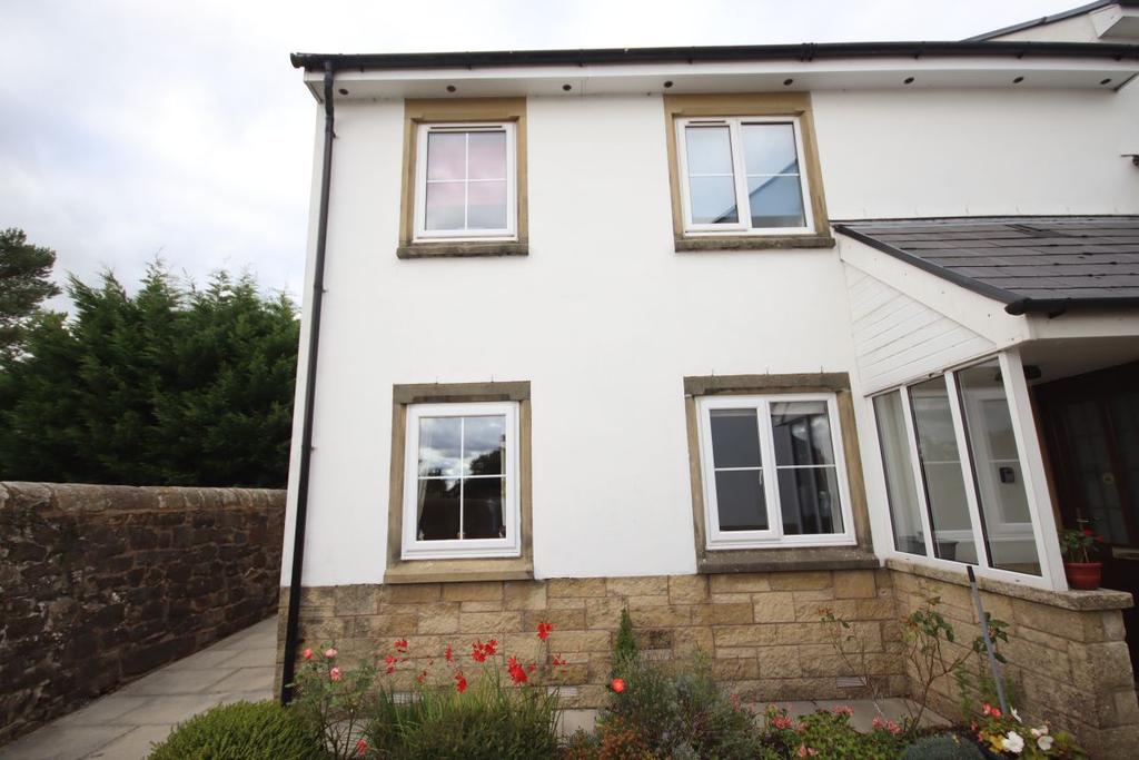 Church Lane, Mellor, Blackburn. Lancs. BB2 7JE 2 bed apartment £155,000