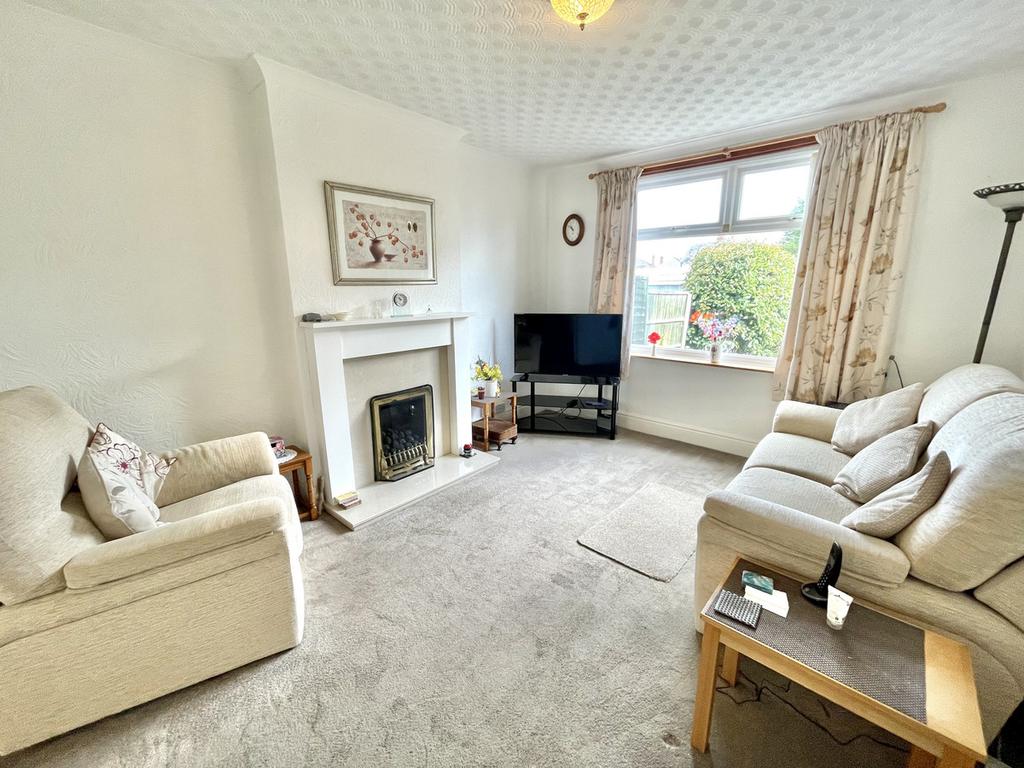 Harris Road, Coventry, CV3 3 bed terraced house £190,000