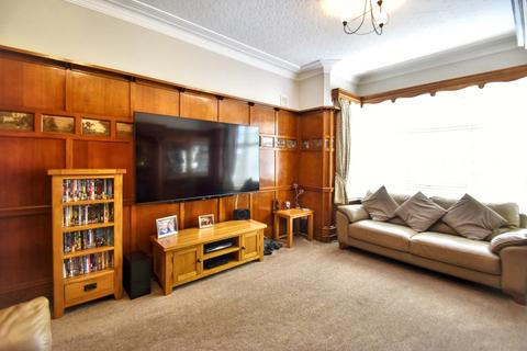 7 bedroom detached house for sale, Trafalgar Avenue, Skegness, PE25